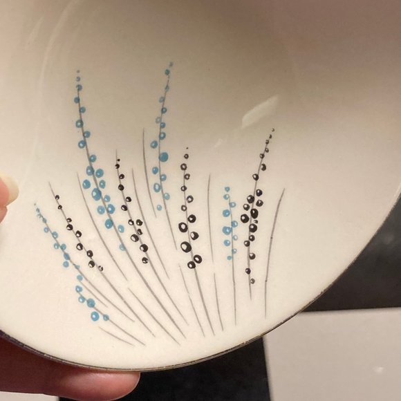 40's Vintage Edwin Knowles "Fantasy" China 5 1/2" Berry Bowl - Picture 9 of 13